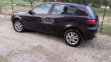 Alfa Romeo 147 1.9 jtd