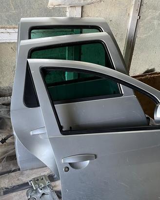 Carrozzieria dacia duster 2014
