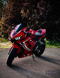 Honda cbr 650