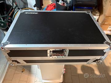 Fly case per comtroller