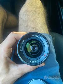 Obiettivo carl zeiss distagon 2,8 28mm contax