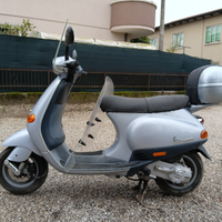 Vespa 50