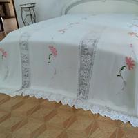 copriletto lino ricamato intarsi uncinetto