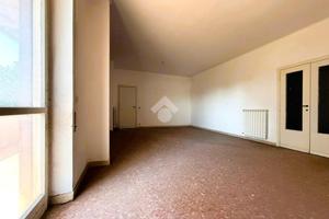 3 LOCALI A CISTERNA DI LATINA