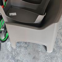 2 poltrone + tavolino