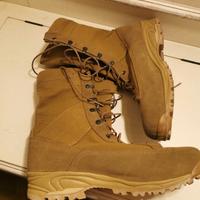 Anfibi militari desert