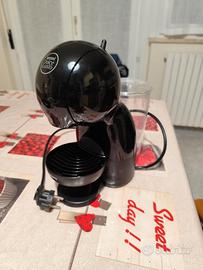Macchina caffè dolce gusto