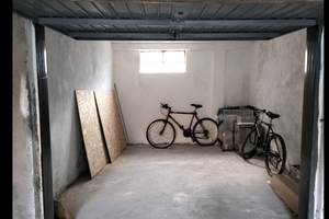 Garage in Verrès via Giardini