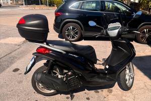 Scooter piaggio medley 200