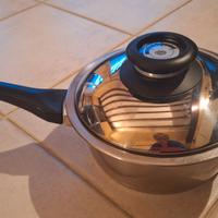 Pentola AMC 2.3 litri, 1 manico e 1 coperchio