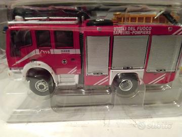 Camion Vigili del fuoco  1/64 edicola 