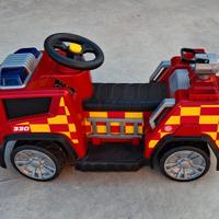 Camion dei pompieri elettrico