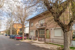 3 LOCALI A CESENATICO