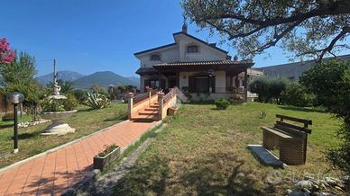 VILLA SINGOLA A SAN SALVATORE TELESINO