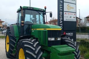 Trattore John Deere 7810