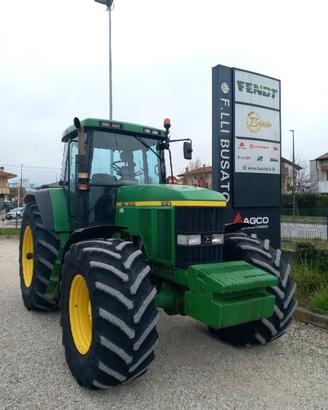 Trattore John Deere 7810