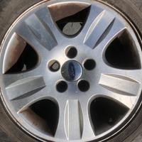 Cerchi e pneumatici per ford