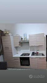 Cucina tavolo e sedie