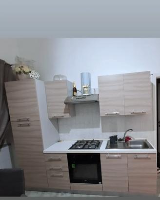 Cucina tavolo e sedie
