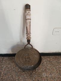 Padella caldarrostiera vintage  ferro manico legno