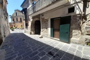 Monolocale ristrutturato