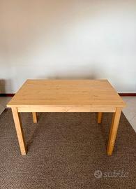 Tavolo rettangolare IKEA di betulla 