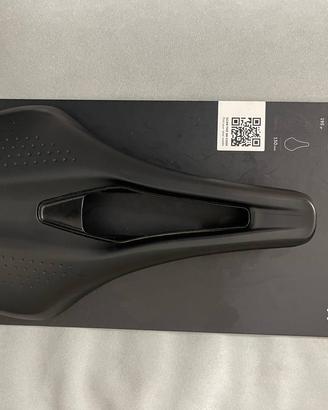 Sella in carbonio Fizik Tempo Argo R1 road - 150mm
