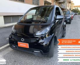 SMART fortwo 2 serie fortwo 1000 45 kW MHD cou...