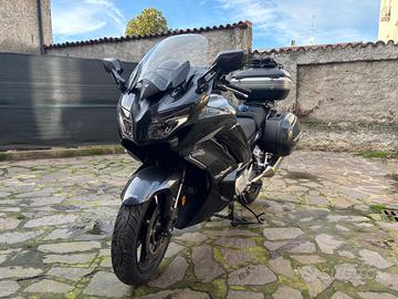 MOTO YAMAHA FJR 1300