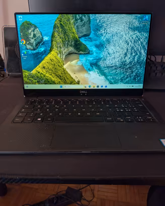pc portatile Dell XPS  i7 8ª gen  RAM 8GB SSD 256