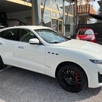 Maserati Levante 3.0 V6 Q4 Gransport MY2020