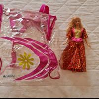 Bambola e zainetto Barbie 
