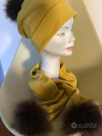 Set cappello e sciarpa in tessuto