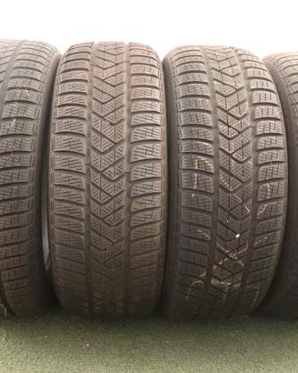 Gomme Pirelli Sottozero 3 225 50 18 inverno
