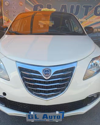 LANCIA YPSILON 1.3 MJT 95 CV 5 PT. TETTO PANORAM.