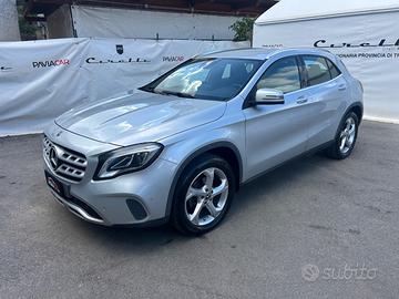 MERCEDES-BENZ GLA 220 d Automatic 4Matic Premium