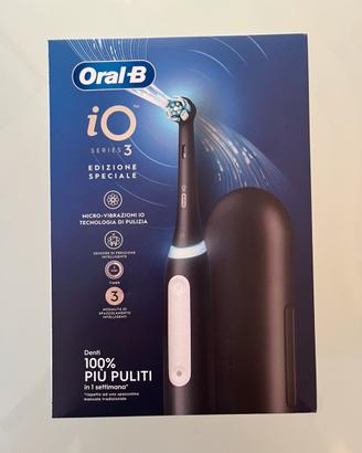 Oral-B iO Spazzolino Elettrico Nero serie 3