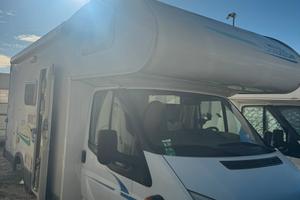 Chausson flash 03 camper mansardato