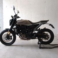 Husqvarna Svartpilen 701 Style