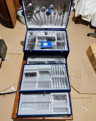 Servizio di posate da 12  acciaio inox 18/10