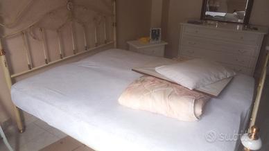 RITIRO A CARICO Vostro LETTO Como armadio 