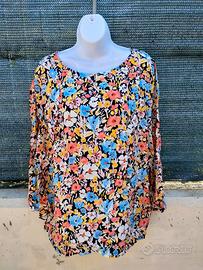 Blusa a fantasia floreale diPennyblack