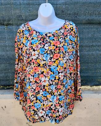Blusa a fantasia floreale diPennyblack