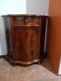 mobile  stile antico