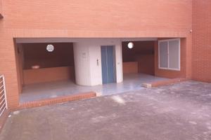 Luminoso seminterrato