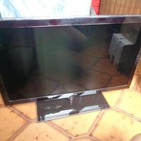 TV SAMSUNG da 32 pollici  a led modello UE32D6000