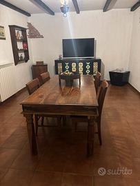 Tavolo legno massiccio con sedie