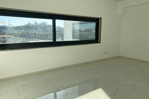 Immobile di 750 m² con 5 locali a Carinaro