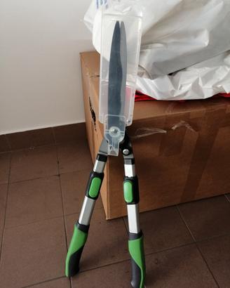 cesoia per siepi
