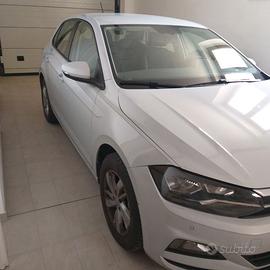 Polo confortline 2019 comandi volante Fadiel Itali